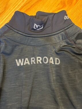 WARROAD TILO neck and wrist top